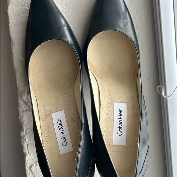 Calvin Klein Lucia Navy High Heel, Size 7 - Picture 2 of 7